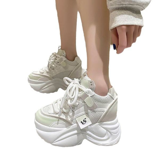 Damen Plattform-Sneaker mit atmungsaktivem Mesh und gepolsterter Sohle EB