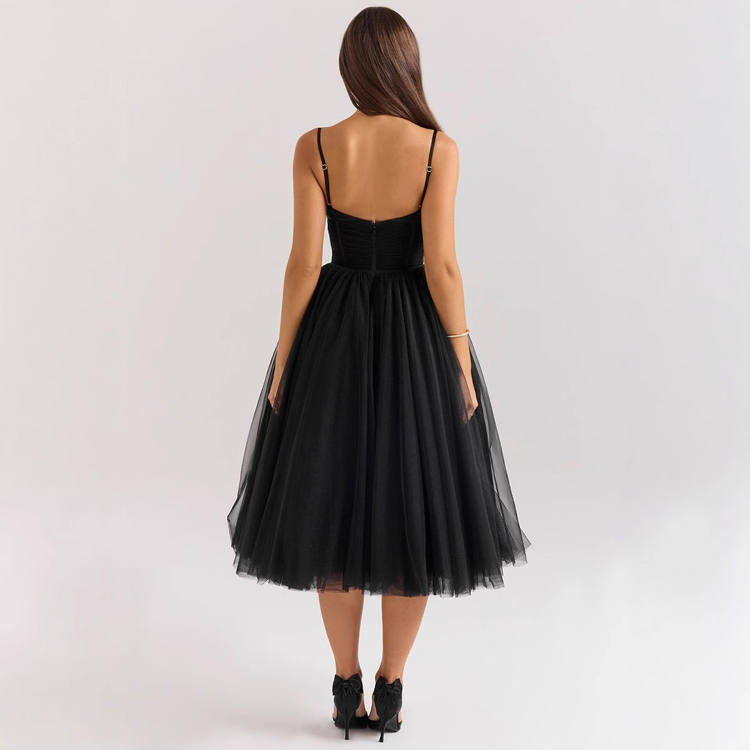 Damen Tüllkleid mit elegantem Oberteil und schwingendem Rock EB