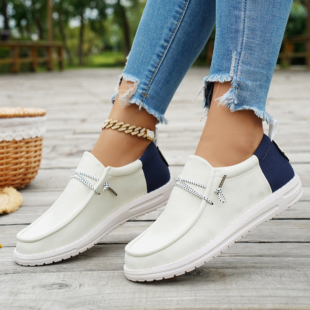 Damen Slip-On Sneakers mit modischem Schnürdesign EB