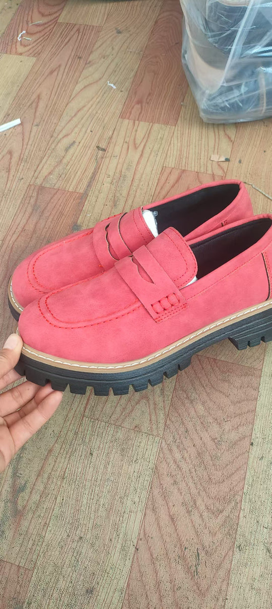 Herren nan robuste Penny-Loafer mit markanter Profilsohle, handwerklicher Ziernaht und gepolstertem Komfortfußbett EB