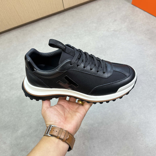 Damen Sportliche Lauf-Sneaker mit atmungsaktiver Mesh-Oberfläche und stoßdämpfendem Profil EB