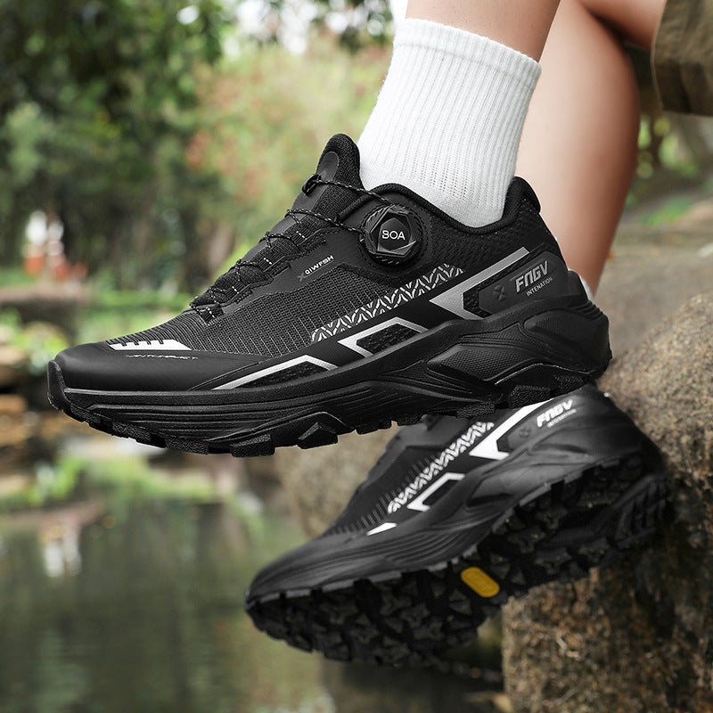Damen Trailrunning Schuhe mit innovativem BOA-Verschlusssystem und dämpfender Sohle EB