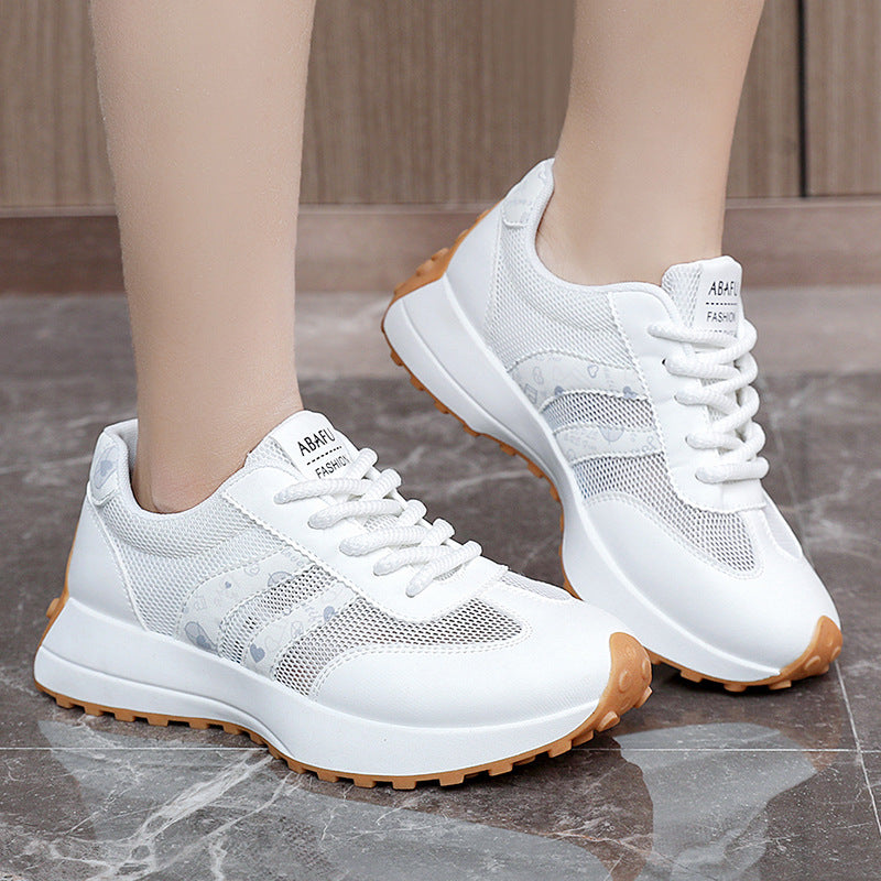 Damen sportliche Sneaker mit atmungsaktiver Mesh-Oberfläche und stoßdämpfendem Sohlenprofil EB
