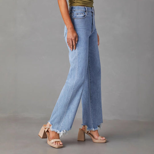 Damen Weit geschnittene Jeans mit fransigem Saum EB