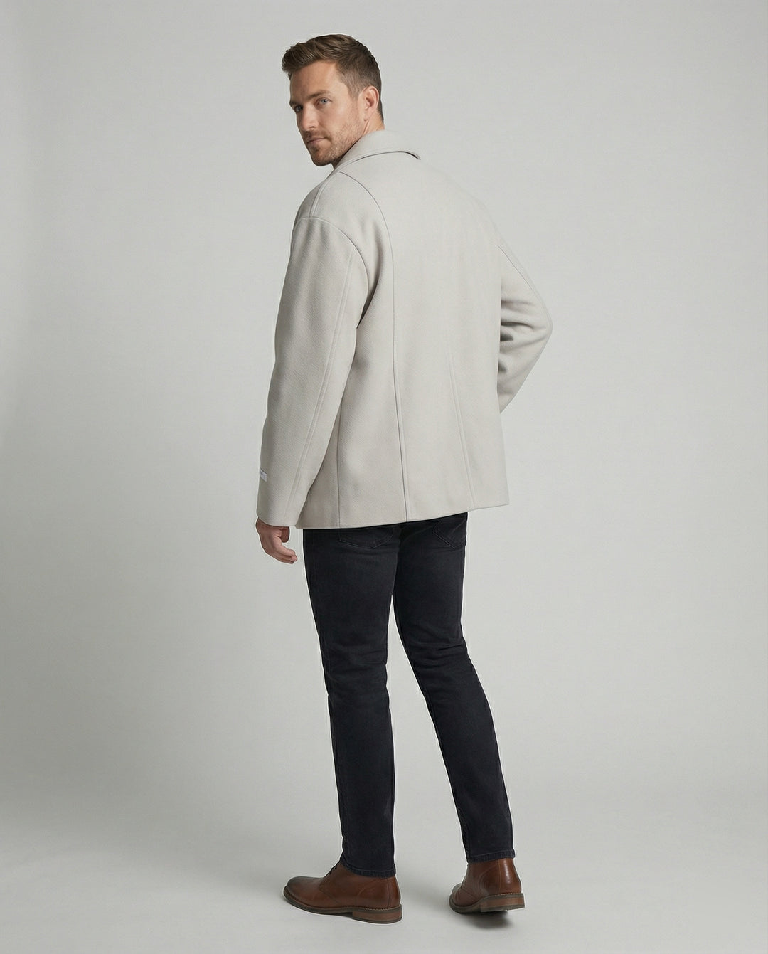 Herren kurzer Wollmix-Sakko mit kastiger Silhouette, tiefem Revers und verdeckten Eingrifftaschen EB
