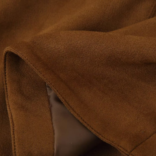 Damen Trendige Kunstlederjacke mit modernen Reißverschlüssen und klassischem Kragen EB