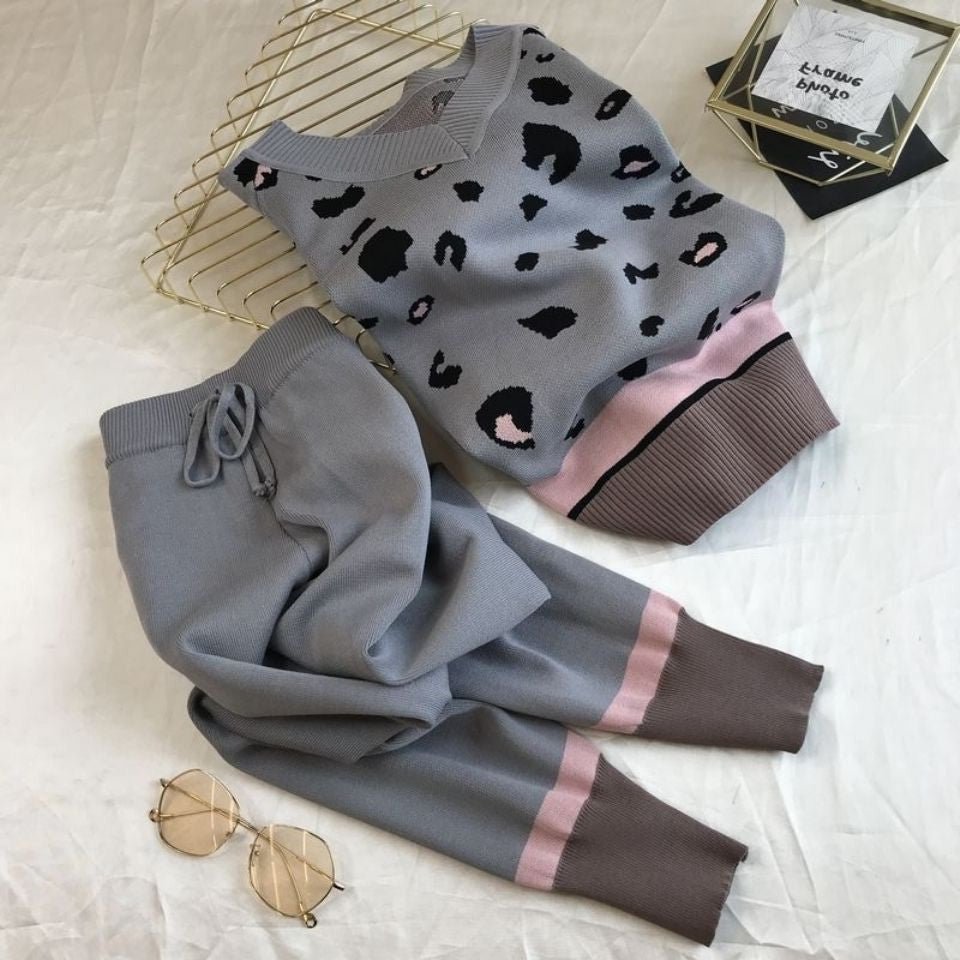 Damen trendiges Strickset mit grafischen Details EB