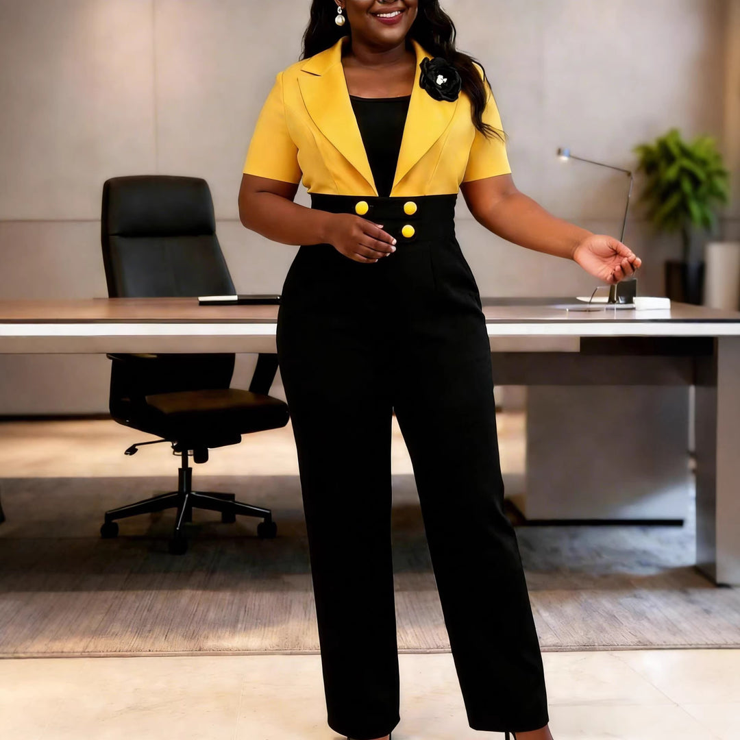 Damen eleganter Jumpsuit mit tailliertem Design und auffälligen Details EB