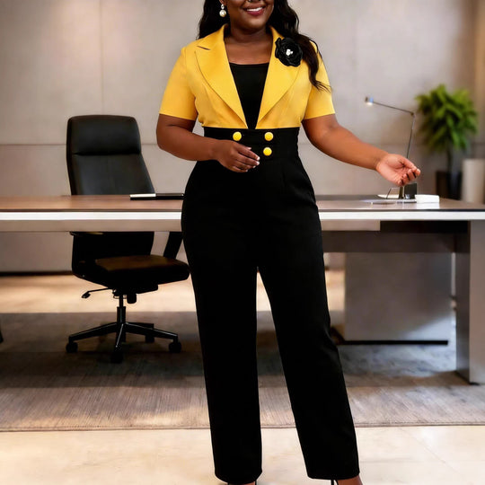Damen eleganter Jumpsuit mit tailliertem Design und auffälligen Details EB
