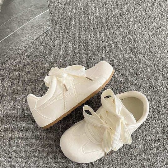 Damen modische Sneakers mit besonders weichem Obermaterial und einstellbarem Klettverschluss EB