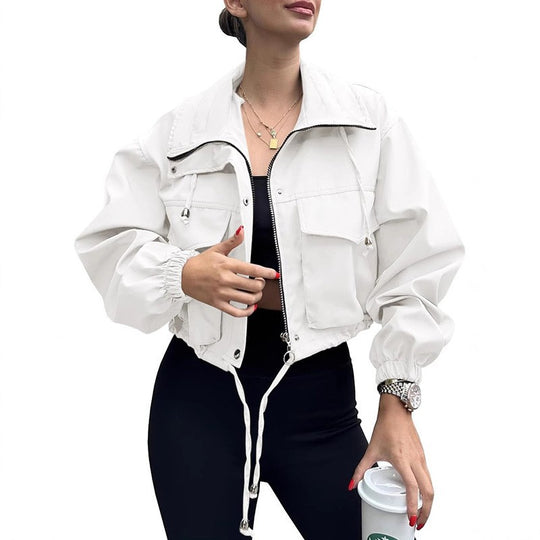 Damen nan kurze Utility-Jacke mit Kordelzug-Taillierung, Fronttaschen und Reißverschluss-Detail EB