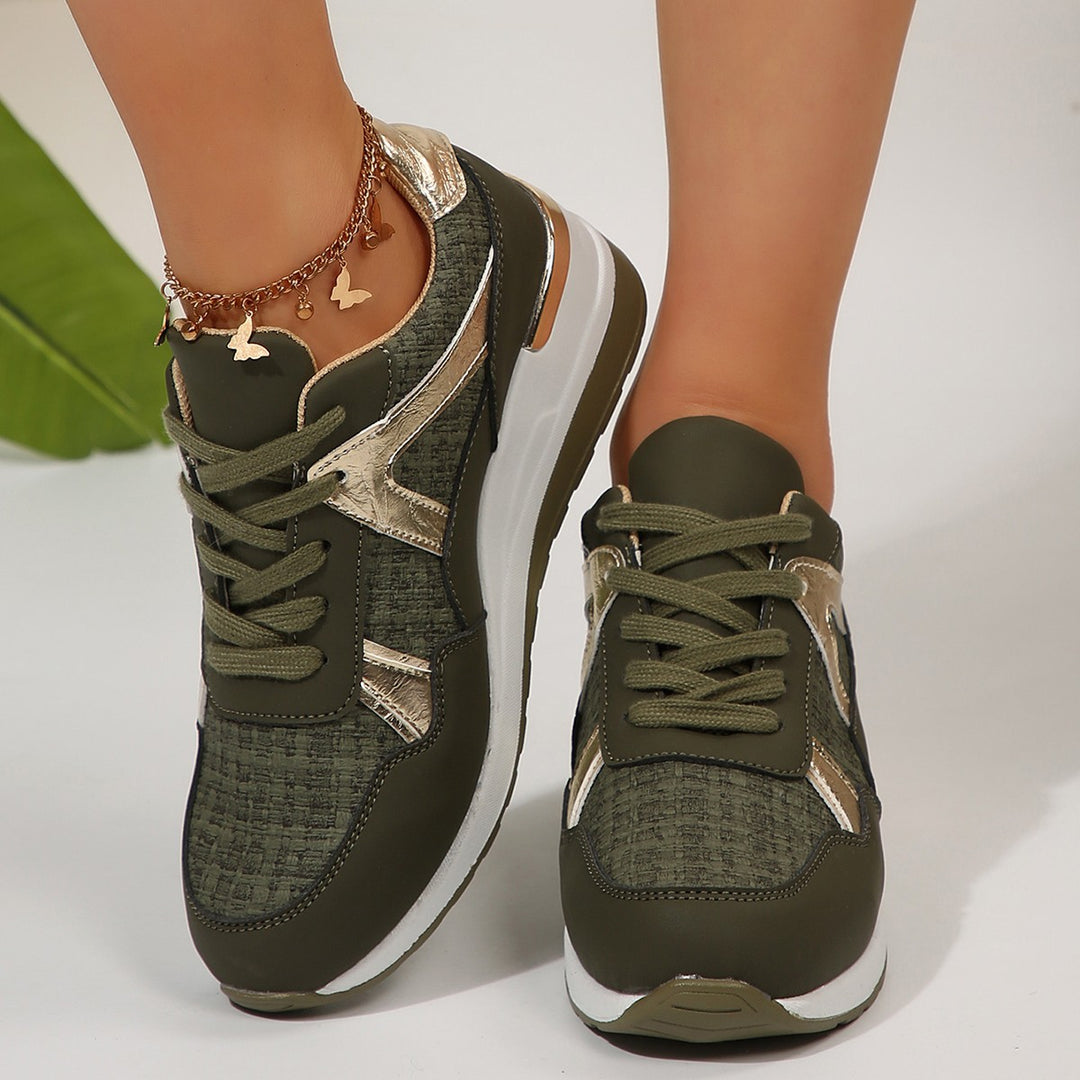 Damen sportlicher Keil-Sneaker mit gepolstertem Memory-Fußbett und eleganten Metallic-Akzenten EB