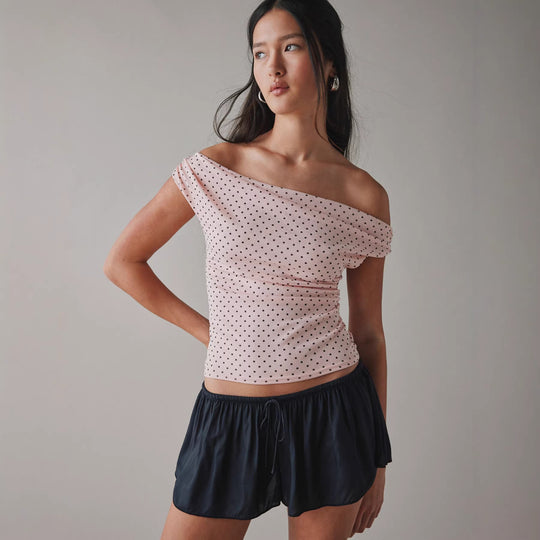 Damen Off-Shoulder Oberteil mit figurschmeichelndem Schnitt EB