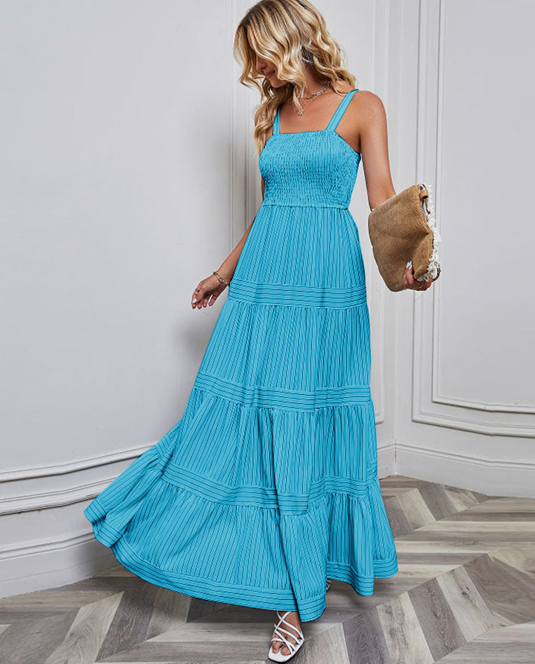Damen Maxikleid mit raffiniertem Pliszeedesign und elastischem Oberteil EB
