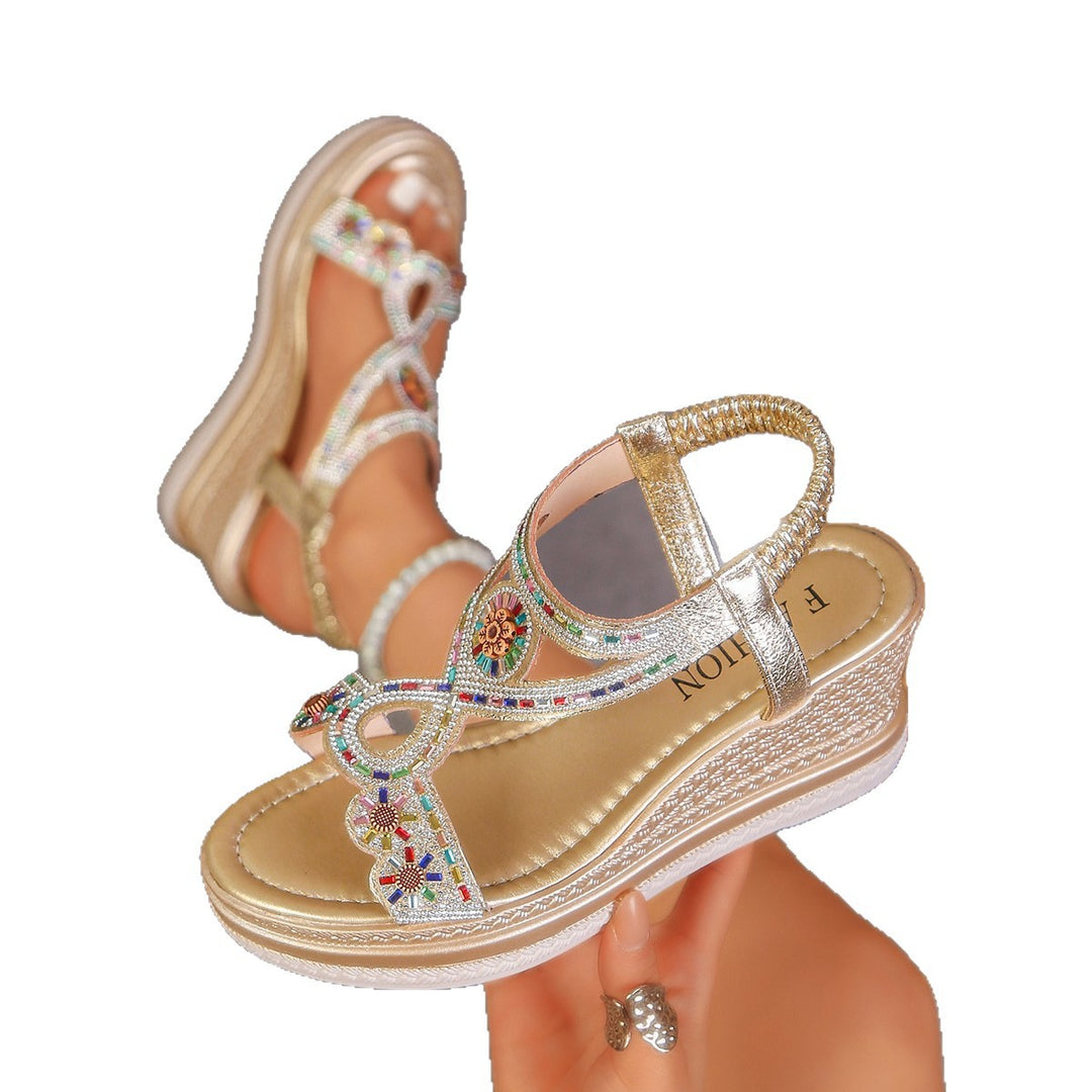 Damen Wedge-Sandalen mit verzierten Riemen und komfortablem Fußbett EB