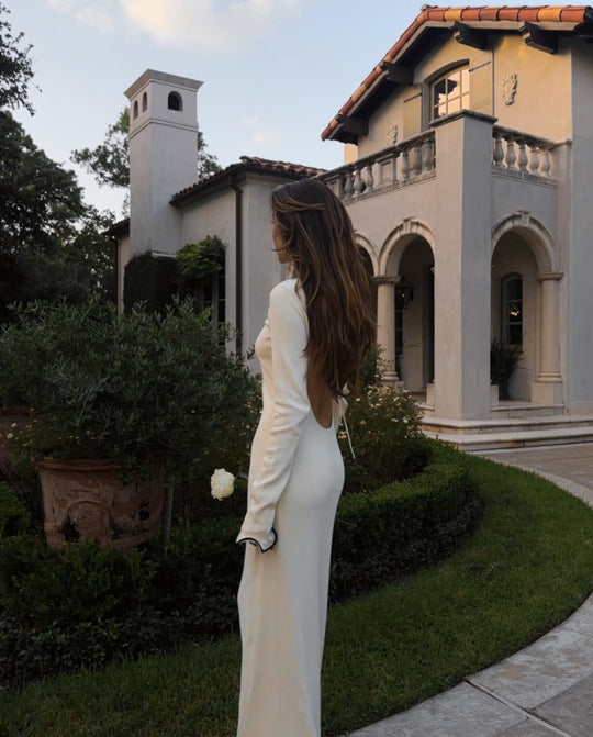 Damen Elegantes Sommerkleid mit raffinierten Ausschnitten und Wellenmuster EB