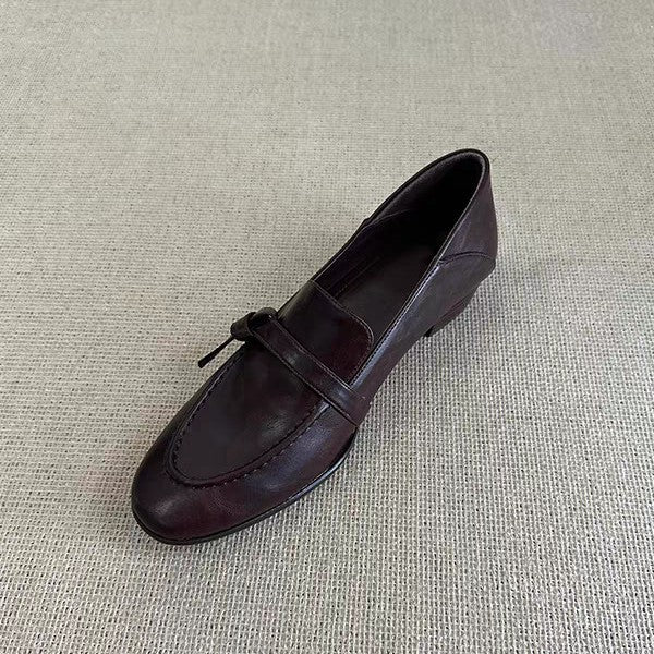 Damen elegante Mokassins aus hochwertigem Leder mit dekorativen Details EB