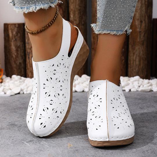 Damen Wedge-Clogs mit perforiertem Design und elastischem Einsatz EB
