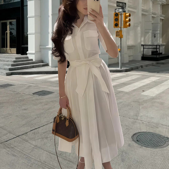 Damen Hemdkleid mit tailliertem Gürtel und klassischen Details EB