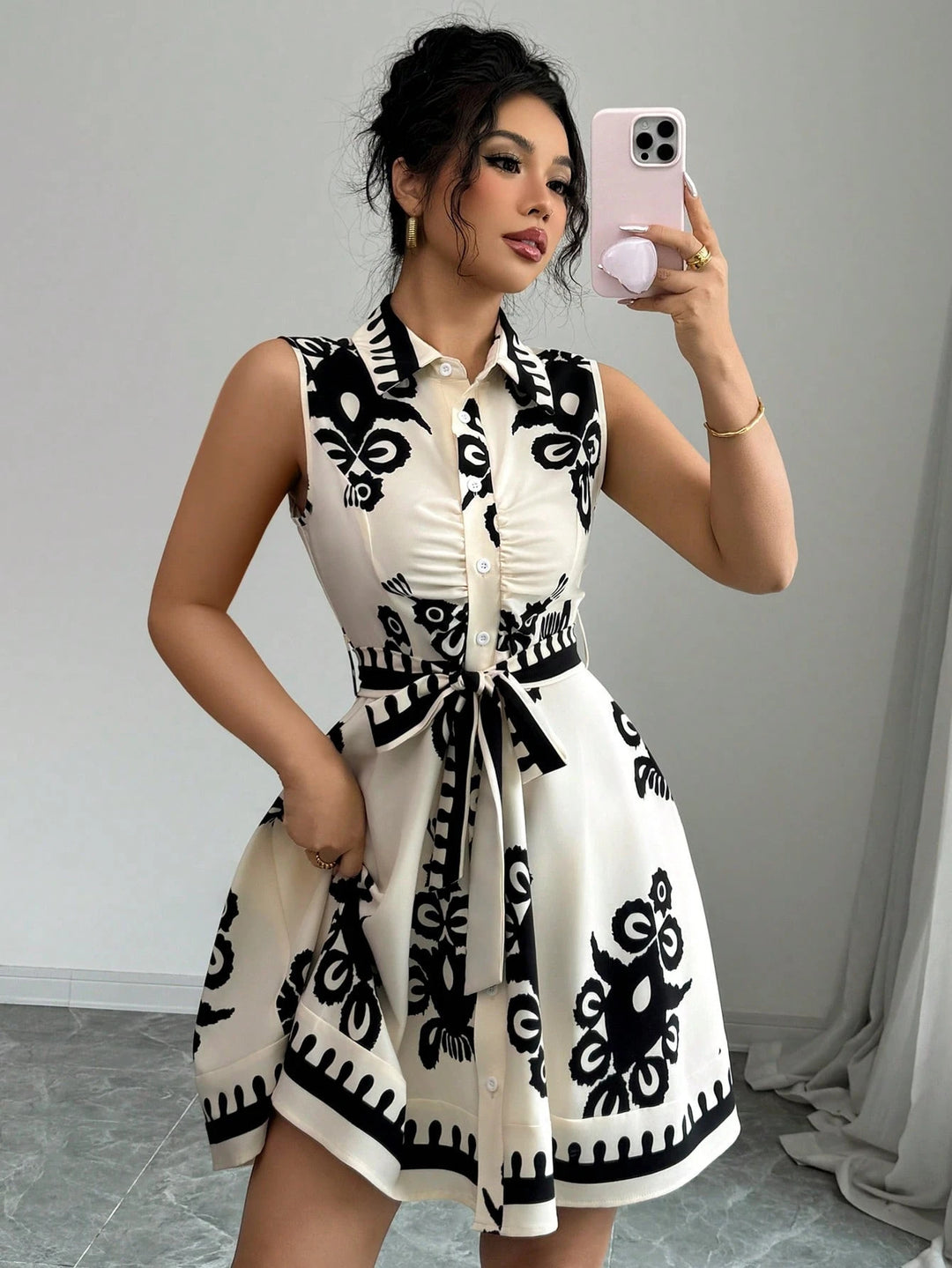 Damen Sommerkleid mit tailliertem Schnitt EB