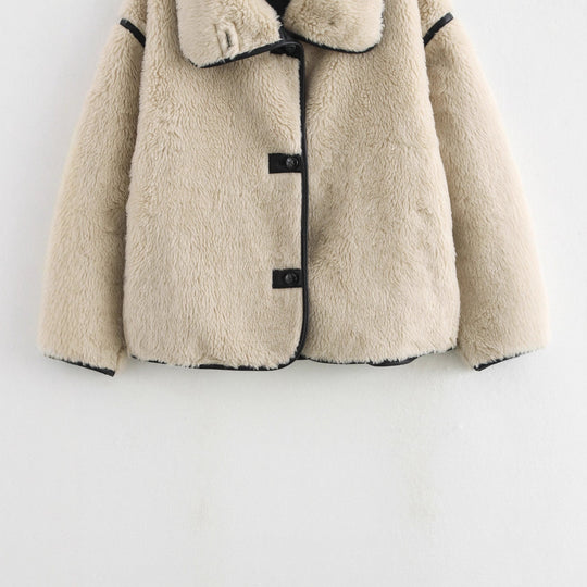 Damen kuschelige Teddyjacke mit modernem Schnitt und großen Taschen EB