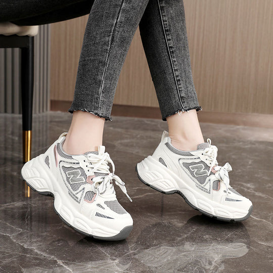 Damen Sportliche Sneaker mit atmungsaktiver Netz-Oberfläche und verstärkter Dämpfung EB