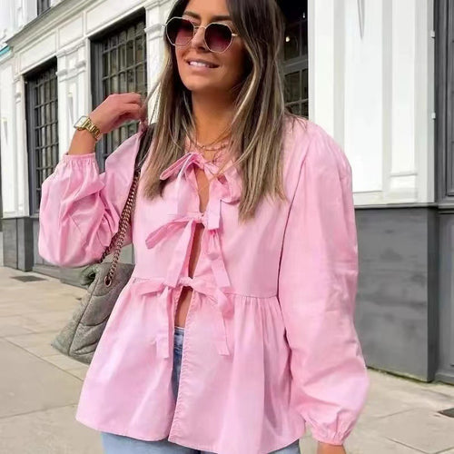 Damen Bluse mit verspielten Rüschendetails und Raffinförderungen EB