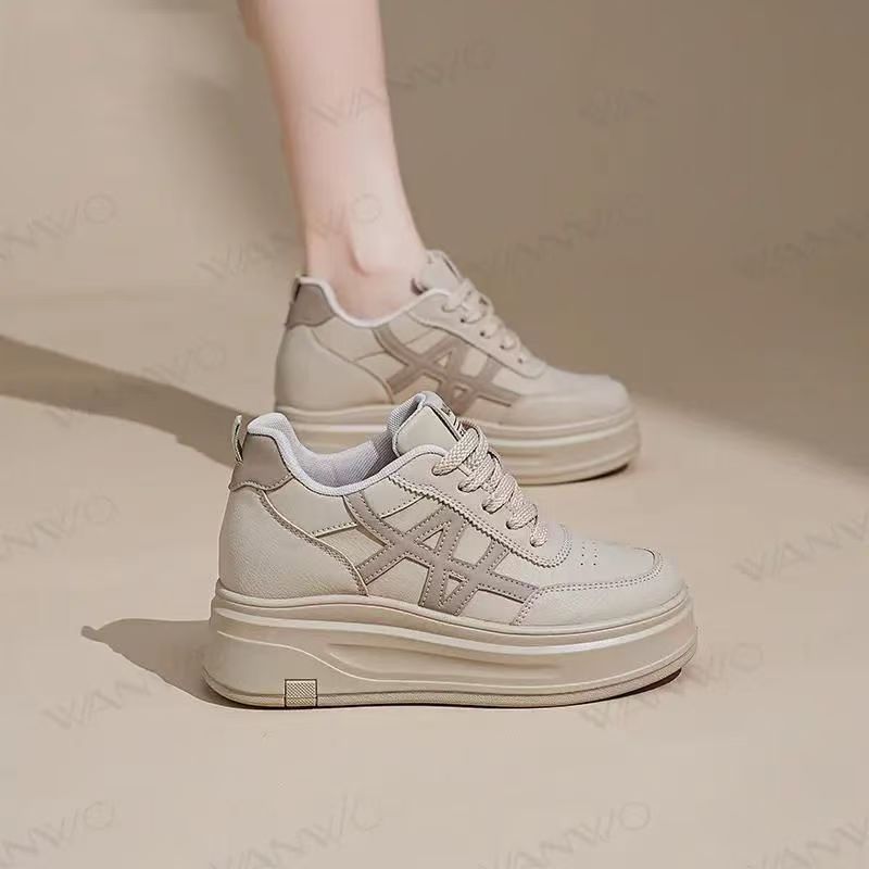 Damen Plattform Sneakers mit atmungsaktivem Obermaterial und stoßdämpfender Sohle EB