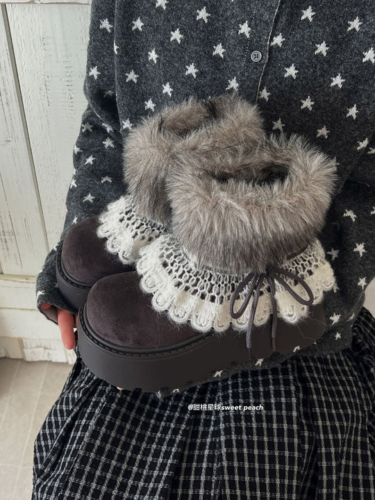 Damen Trendige Winterstiefel mit kuscheligem Kunstfellrand und dekorativer Spitzenverzierung EB