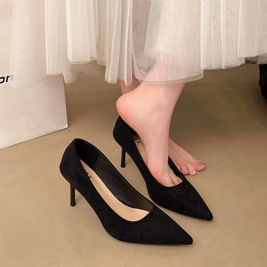 Damen klassische High Heels aus samtigem Material mit elegantem Schnitt EB