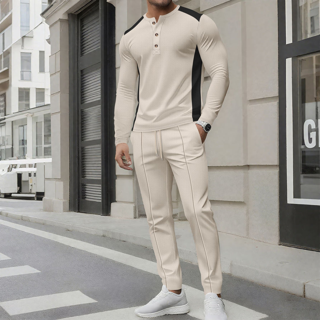 Herren modisches Freizeit-Set mit strukturiertem Langarmshirt und passenden Jogginghosen EB