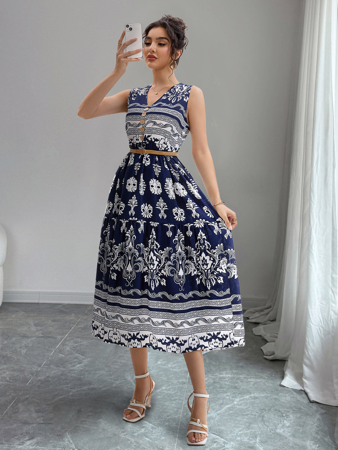Damen Midi-Kleid mit Knopfleiste und traumhaftem Muster EB