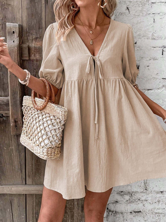 Damen luftiges Sommerkleid mit V-Ausschnitt und Raffungen EB