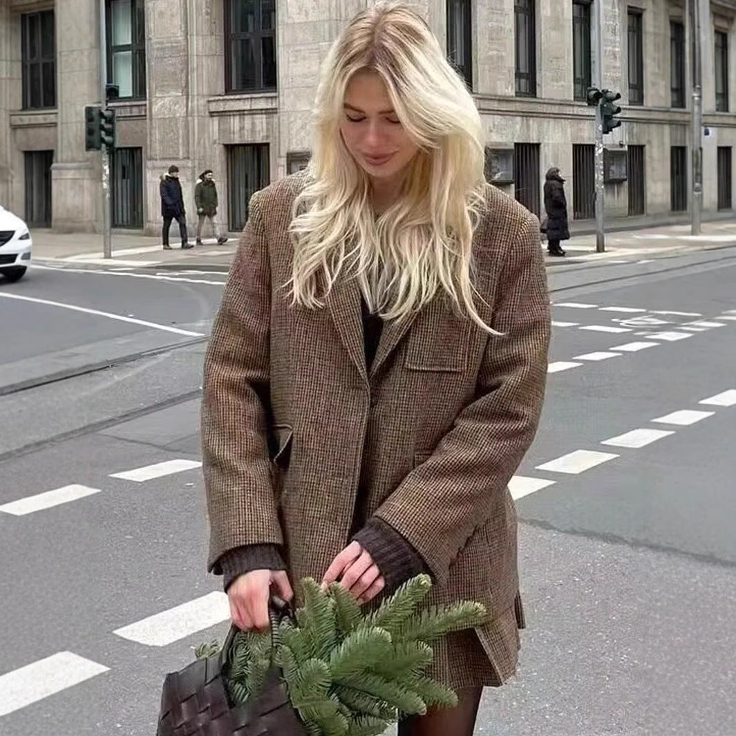 Damen modische Karoblazerjacke mit tailliertem Schnitt und großen Pattentaschen EB
