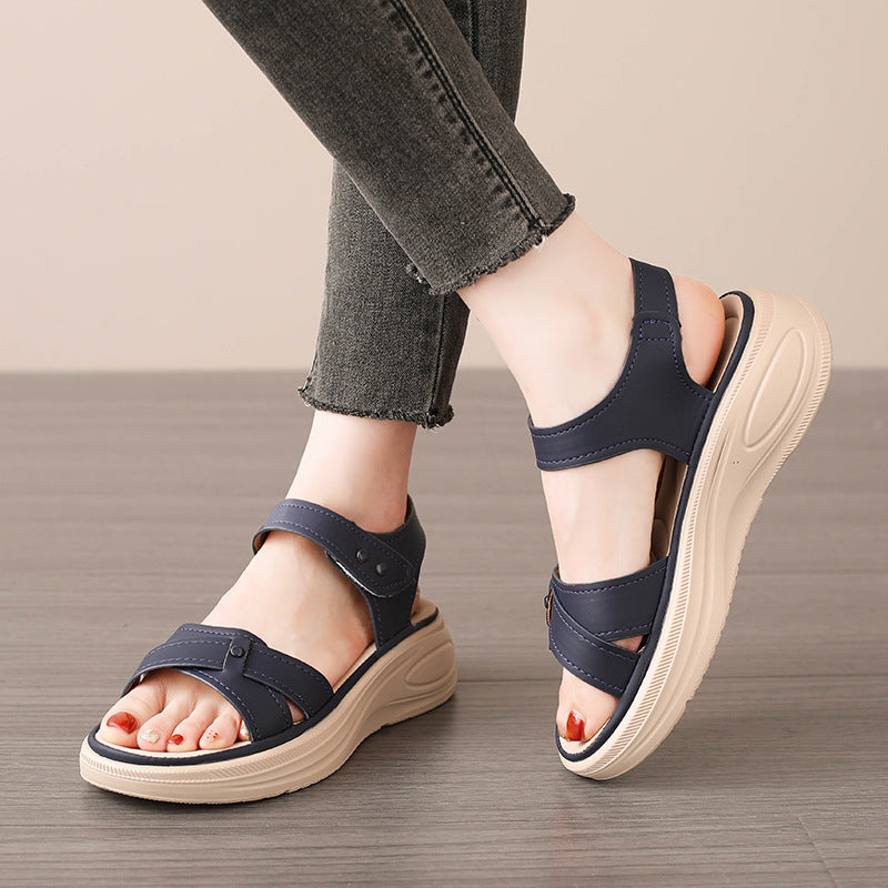 Damen Komfortable Sandalen mit verstellbaren Riemen und gepolstertem Fußbett EB