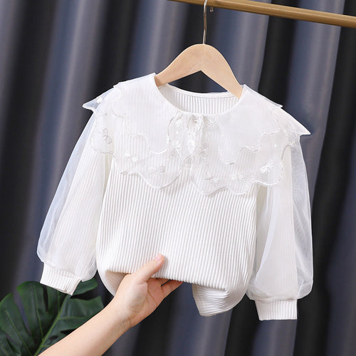 Damen Bluse mit eleganter Spitzenverzierung EB