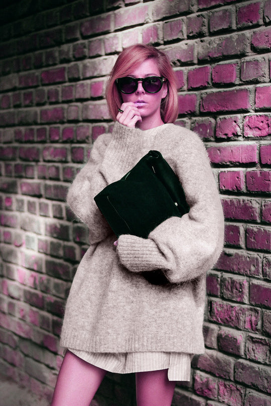 Damen Oversized Strickpullover mit hohem Kragen und weichen Ärmeln EB