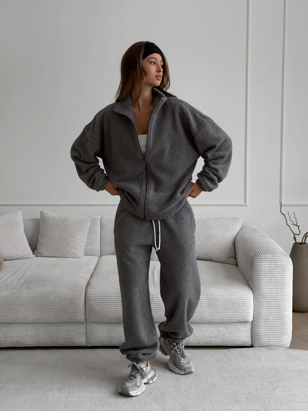 Damen oversized Teddy-Fleece Hausanzug mit Reißverschlussjacke und Jogginghose EB