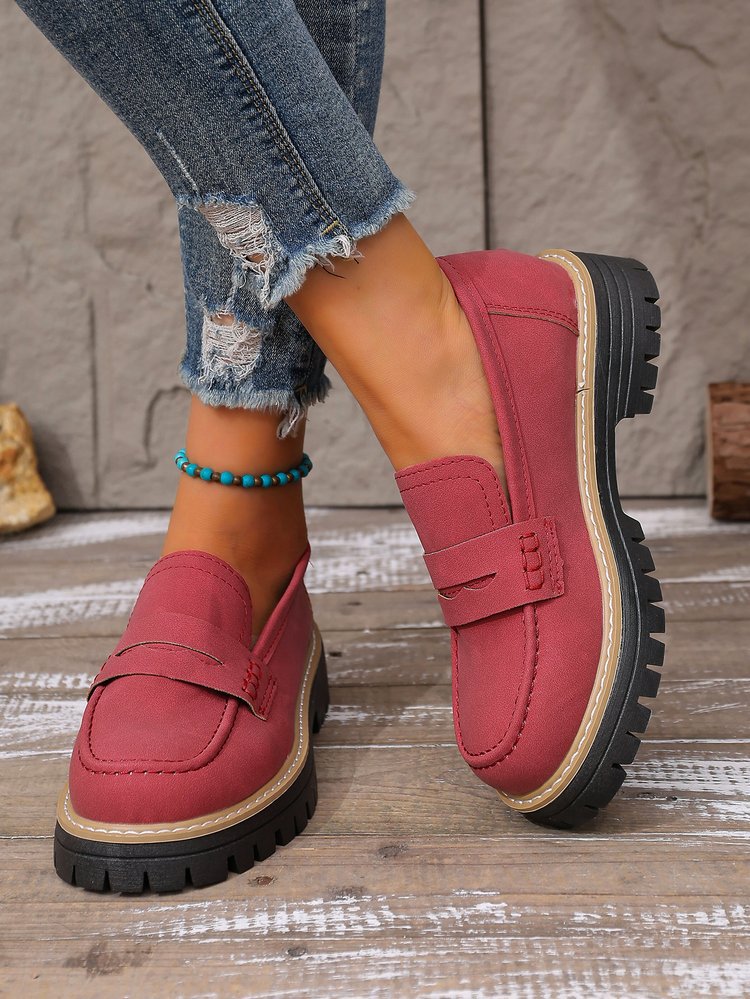 Damen Plateau-Loafer mit profilierter Gummisohle und Mokassin-Detail EB