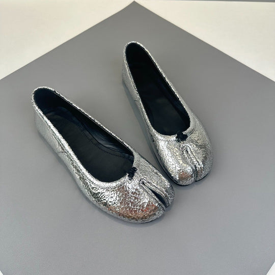 Damen Mokassin Balletschuhe mit einzigartiger Zehenform und glänzender Oberfläche EB