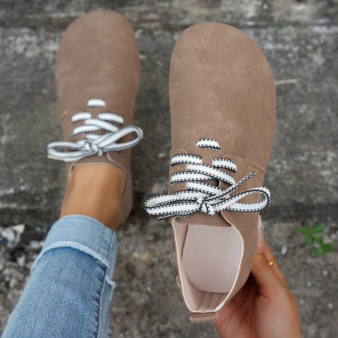 Damen lässige Sneaker mit strukturiertem Obermaterial und komfortablem Fußbett EB