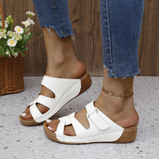 Damen Komfortable Wedge-Sandalen mit modischem Riemendesign EB