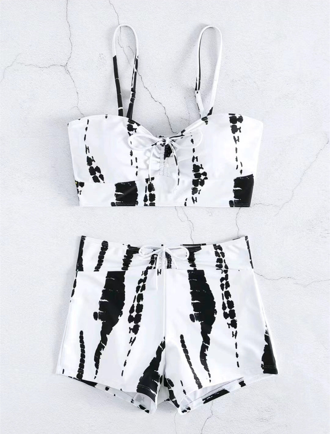 Damen Zweiteiliges Badeoutfit mit verspieltem Knotendesign EB