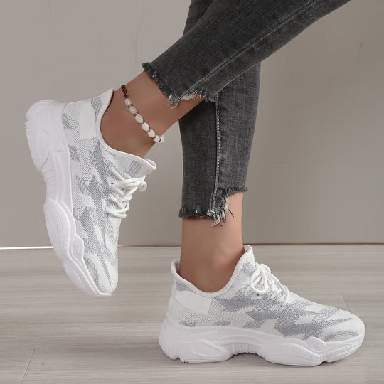 Damen Sportliche Sneakers mit innovativer Strickoberfläche und flexibler Laufsohle EB