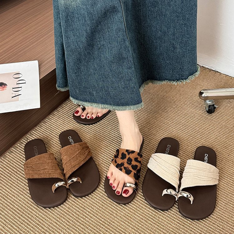 Damen Komfortable Sandalen mit geschmeidiger Riemenführung und modischem Design EB