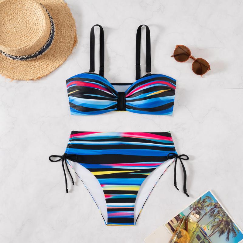 Damen Bikini-Set mit verführerischem Bandeau-Oberteil und hoch geschnittenen Hosen EB