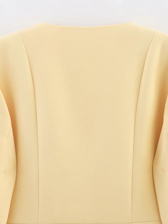Damen eleganter Blazer mit modischem Schnitt und dekorativen Knopfdetails EB