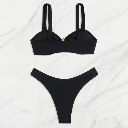 Damen Bikini mit eleganten Gold-Details EB