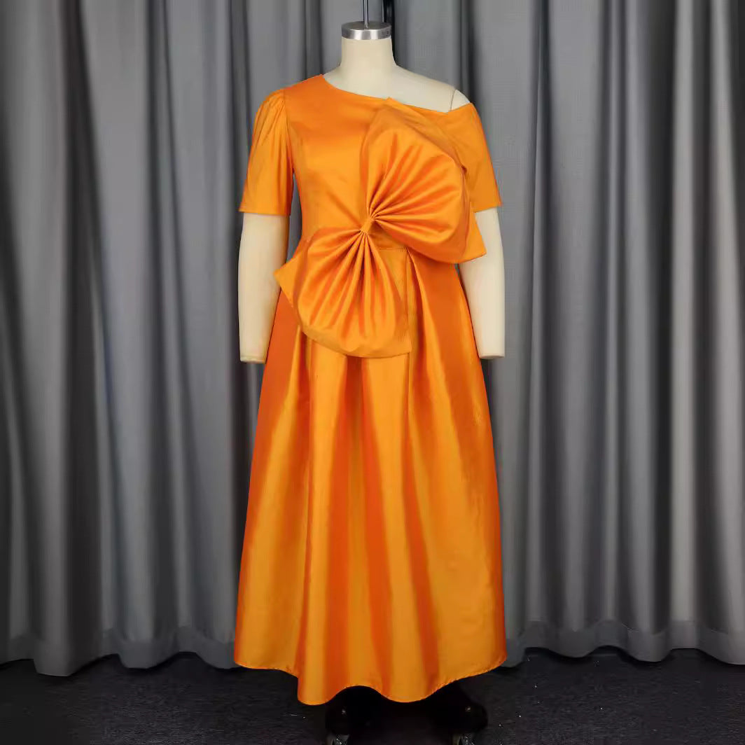 Damen Festliches Abendkleid mit asymmetrischem Ausschnitt und voluminösem Drapierungselement EB
