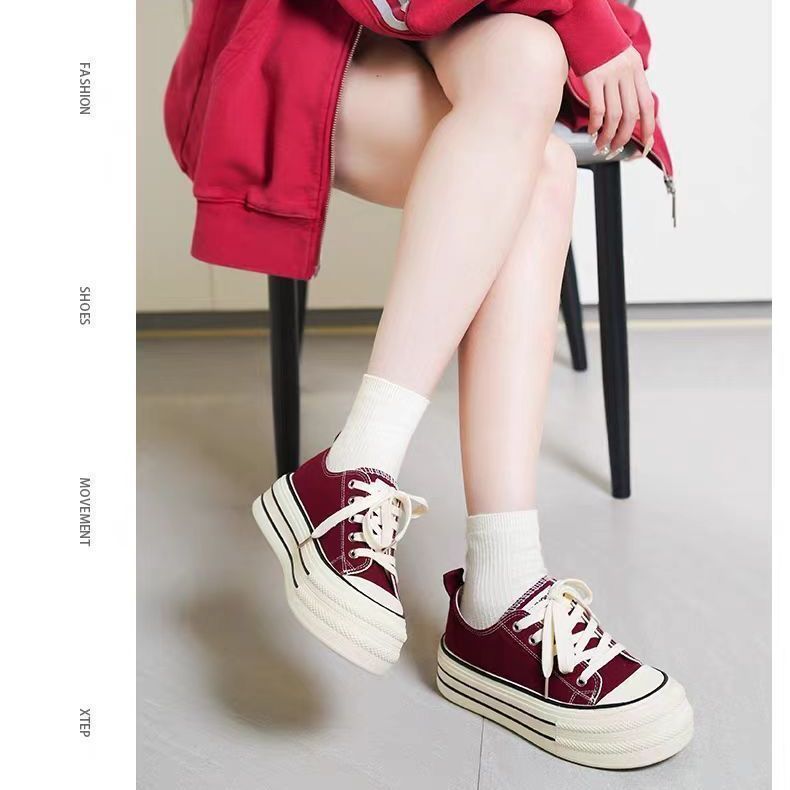 Damen Plateau Sneakers mit modischem Design und strapazierfähigem Obermaterial EB